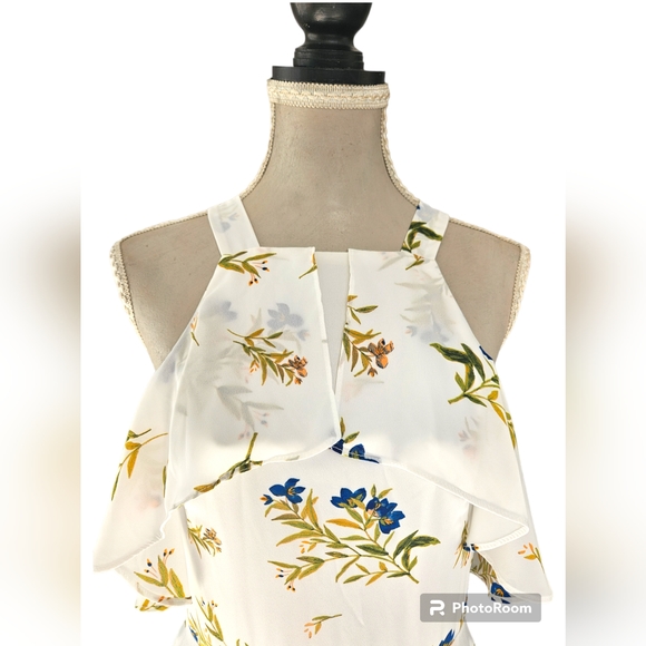 Cue | White Floral Dress | Size 10 - Picture 3 of 8